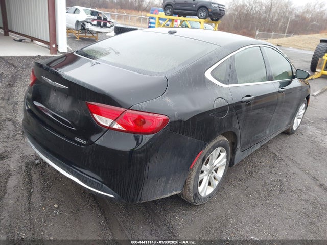 Продаж на аукціоні авто 2015 Chrysler 200 Limited, vin: 1C3CCCAB0FN724521, номер лоту: 44411149
