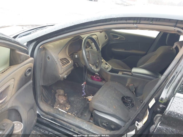 Продаж на аукціоні авто 2015 Chrysler 200 Limited, vin: 1C3CCCAB0FN724521, номер лоту: 44411149