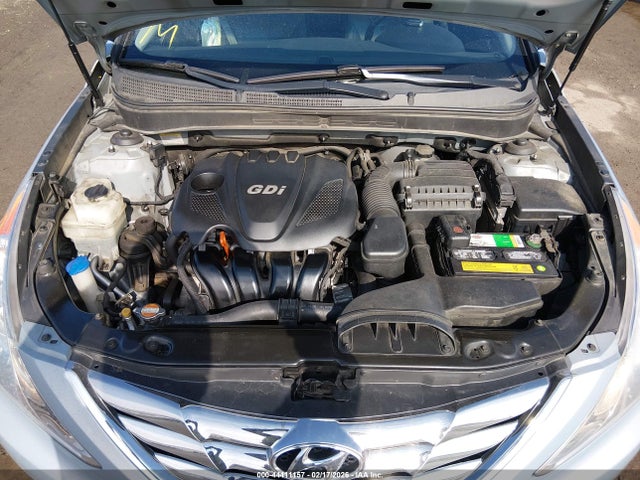 44411157 :رقم المزاد ، 5NPEC4ACXBH138504 vin ، 2011 Hyundai Sonata Se مزاد بيع