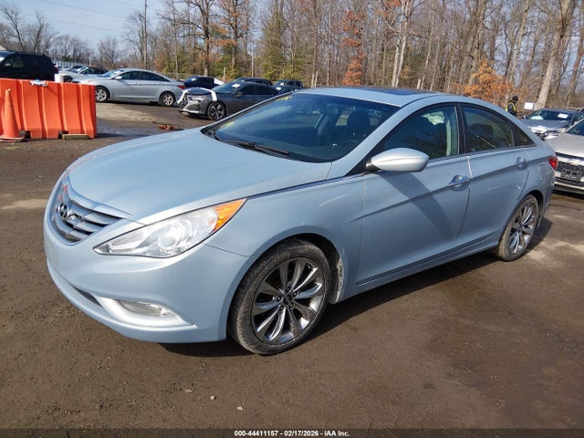 44411157 :رقم المزاد ، 5NPEC4ACXBH138504 vin ، 2011 Hyundai Sonata Se مزاد بيع