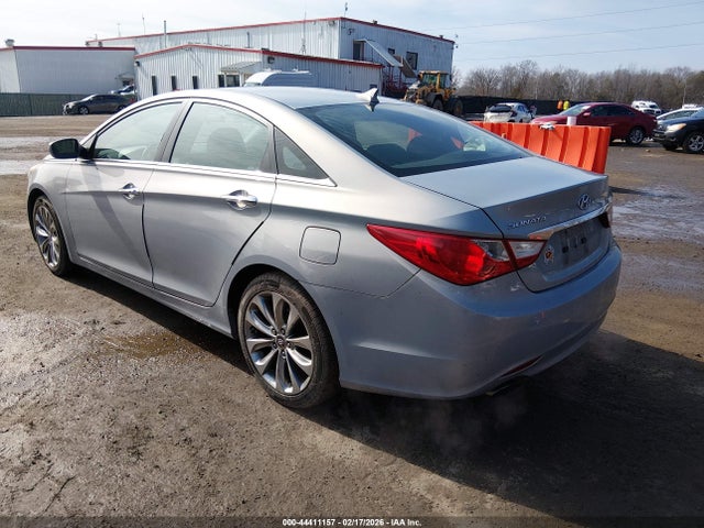 44411157 :رقم المزاد ، 5NPEC4ACXBH138504 vin ، 2011 Hyundai Sonata Se مزاد بيع