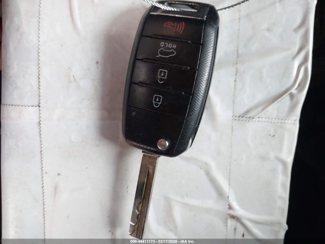 5XYPG4A34GG127848 KIA Sorento 2.4l Lx