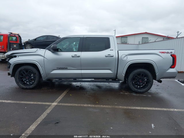 5TFLA5DB5NX049468 Toyota Tundra Sr5
