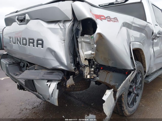 5TFLA5DB5NX049468 Toyota Tundra Sr5