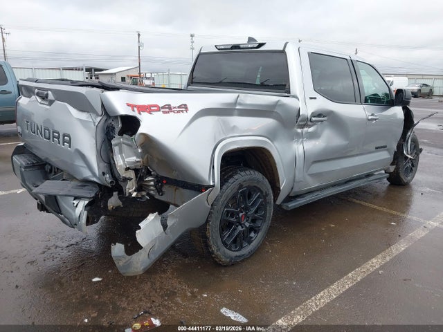 5TFLA5DB5NX049468 Toyota Tundra Sr5