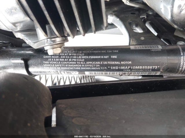 2021 HARLEY-DAVIDSON FLHTCUTG 1HD1MAF10MB858673 Photo 9