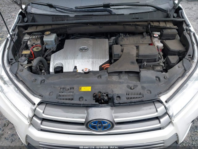 Toyota Highlander Hybrid Le 2019 5TDBGRFH0KS062715 Image 10