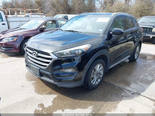44411218 :رقم المزاد ، KM8J33A40JU790999 vin ، 2018 Hyundai Tucson Sel مزاد بيع