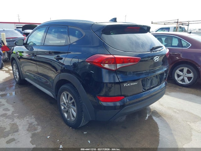 44411218 :رقم المزاد ، KM8J33A40JU790999 vin ، 2018 Hyundai Tucson Sel مزاد بيع