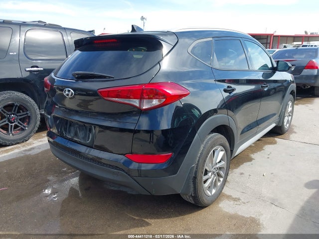 44411218 :رقم المزاد ، KM8J33A40JU790999 vin ، 2018 Hyundai Tucson Sel مزاد بيع