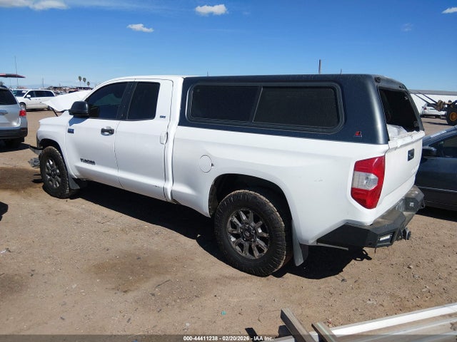 5TFUW5F12HX658306 Toyota Tundra Sr5 5.7l V8