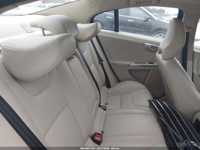 YV1612TK7G2392452 Volvo S60 T5 Premier