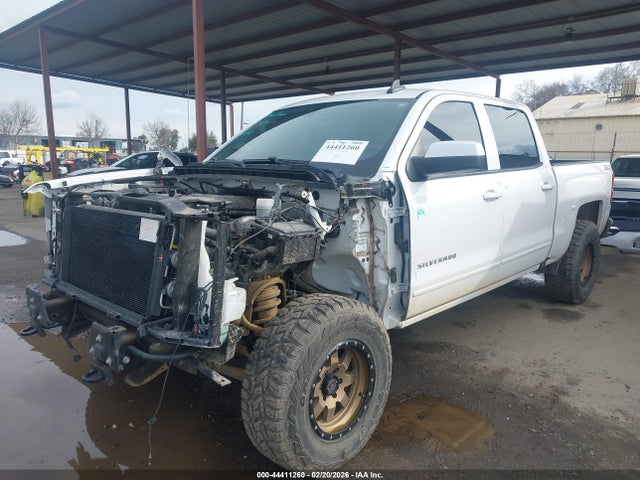 3GCUKREC0JG423290 Chevrolet Silverado 1500 2lt