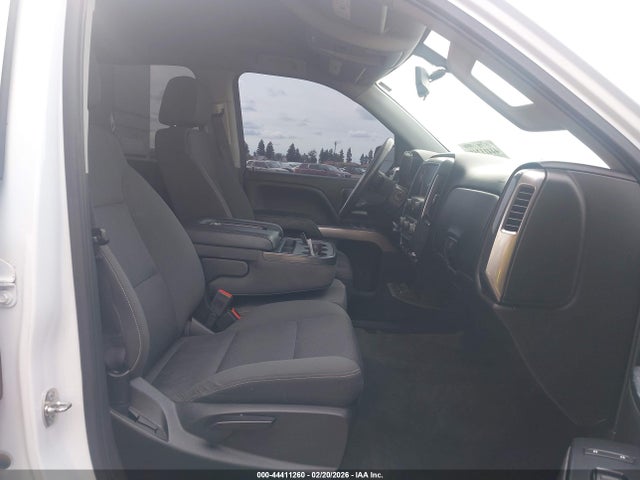 3GCUKREC0JG423290 Chevrolet Silverado 1500 2lt