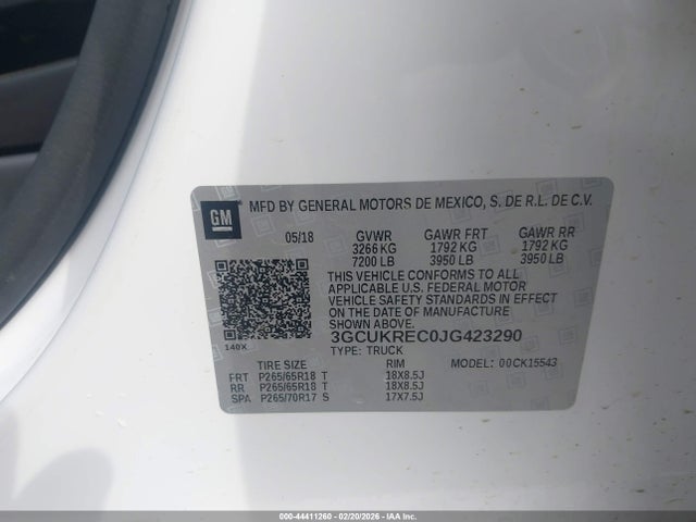 3GCUKREC0JG423290 Chevrolet Silverado 1500 2lt
