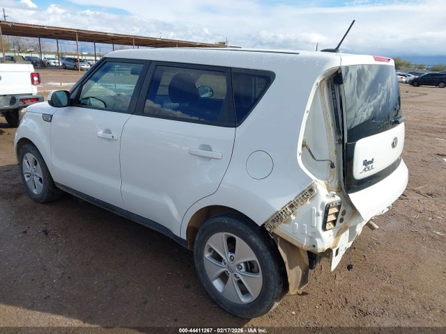 KNDJN2A25G7392914 KIA Soul