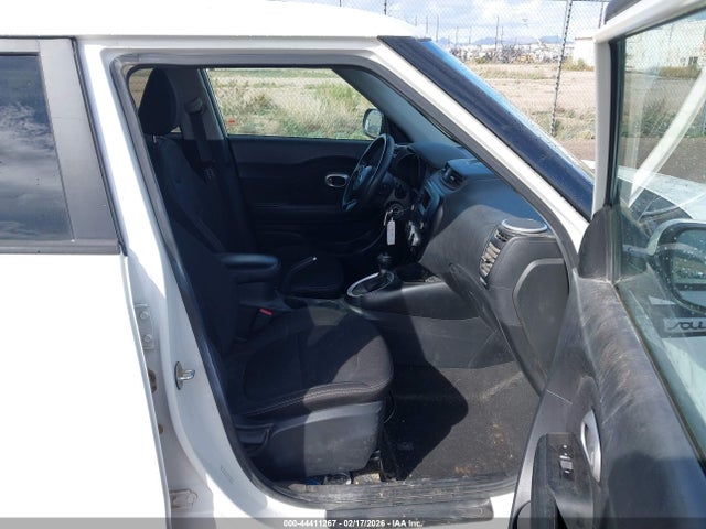 KNDJN2A25G7392914 KIA Soul
