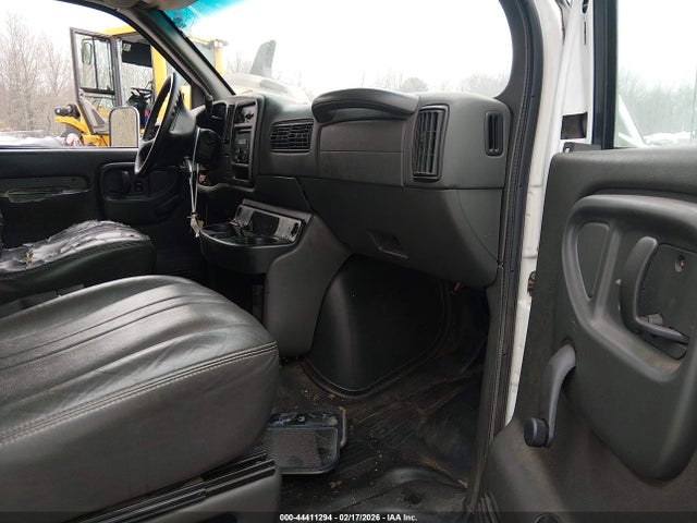Auction sale of the 2001 Gmc Savana Special, vin: 1GDJG31R811141937, lot number: 44411294
