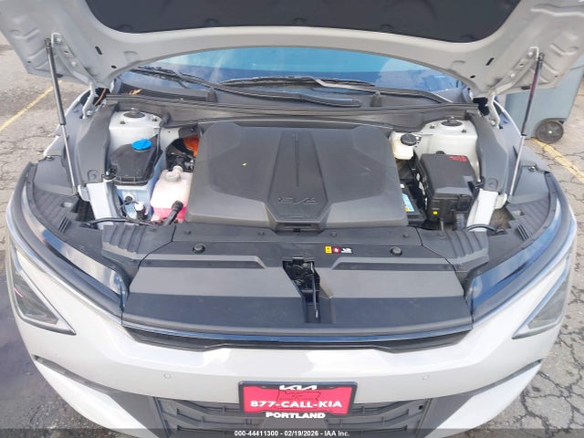 5XYC3DJC5SG011299 KIA Ev6 Light/wind/light Long Range