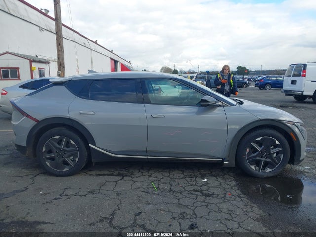 5XYC3DJC5SG011299 KIA Ev6 Light/wind/light Long Range