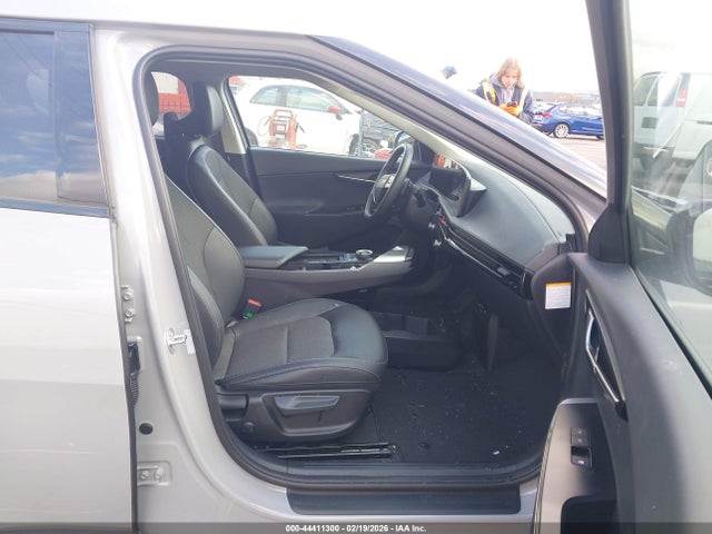 5XYC3DJC5SG011299 KIA Ev6 Light/wind/light Long Range
