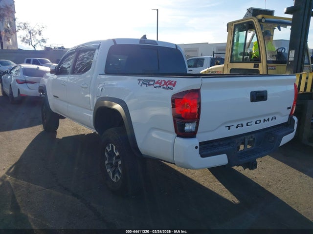 3TMCZ5AN7KM237658 Toyota Tacoma Trd Off Road