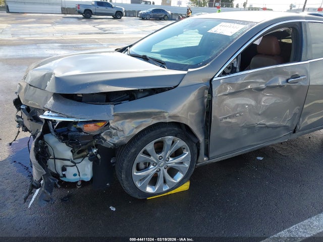 1G1ZH5SX7HF255317 Chevrolet Malibu Premier