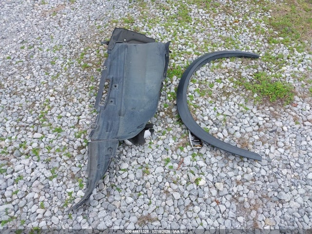 5N1AT3BA4MC827812 Nissan Rogue Sv Fwd