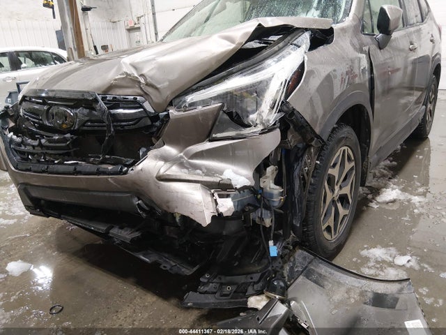 Subaru Forester Premium 2023 JF2SKADC0PH530687 Image 6