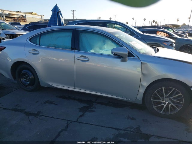 Продаж на аукціоні авто 2016 Lexus Es 350, vin: 58ABK1GG6GU005108, номер лоту: 44411387