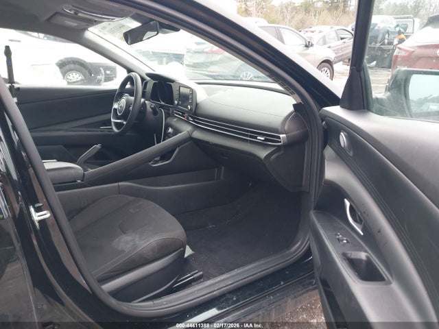 KMHLM4AG6PU452649 Hyundai ELANTRA SEL