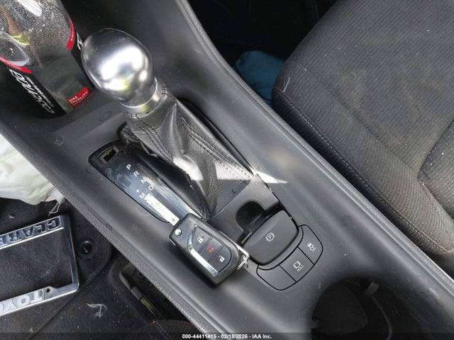 JTNKHMBX5J1001915 Toyota C-HR XLE