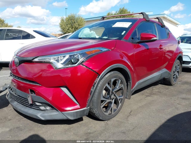 JTNKHMBX5J1001915 Toyota C-HR XLE
