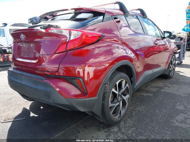 JTNKHMBX5J1001915 Toyota C-HR XLE
