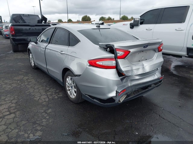 Ford FUSION S 2016 3FA6P0G73GR368164 Image 3