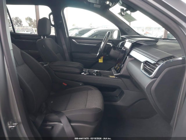 1GKENKRS6SJ258175 GMC Acadia Fwd Elevation