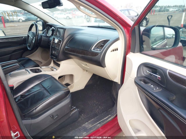Продажа на аукционе авто 2016 Chrysler Town & Country Limited Platinum, vin: 2C4RC1GG2GR174563, номер лота: 44411488