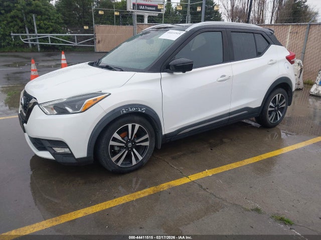 3N1CP5DV9LL495689 Nissan Kicks Sr Xtronic Cvt