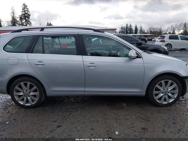 3VWPL7AJ0EM623822 Volkswagen Jetta Sportwagen 2.0l Tdi