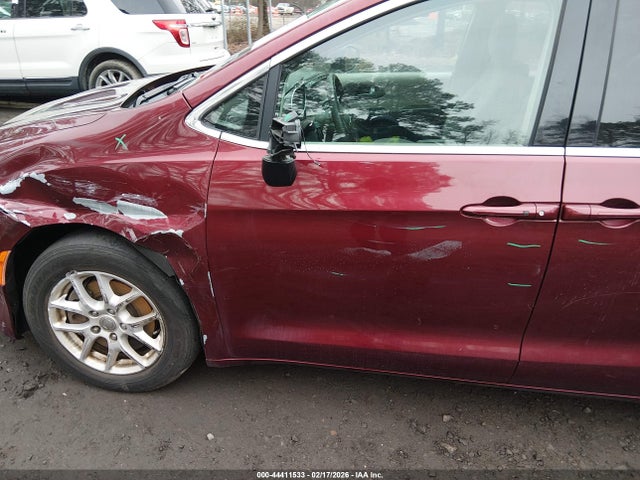 Aukcja sprzedaży 2017 Chrysler Pacifica Lx, vin: 2C4RC1CGXHR515649, numer aukcji: 44411533