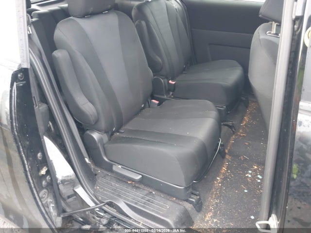 44411555 :رقم المزاد ، JM1CW2CL6F0188562 vin ، 2015 Mazda Mazda5 Touring مزاد بيع