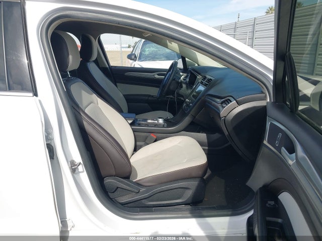 Ford FUSION SE 2020 3FA6P0HD3LR172062 Image 5