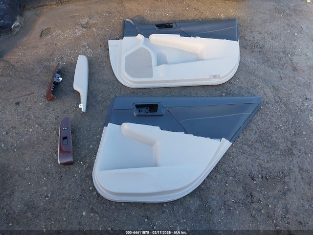 4T4BF1FK5ER366222 Toyota CAMRY XLE