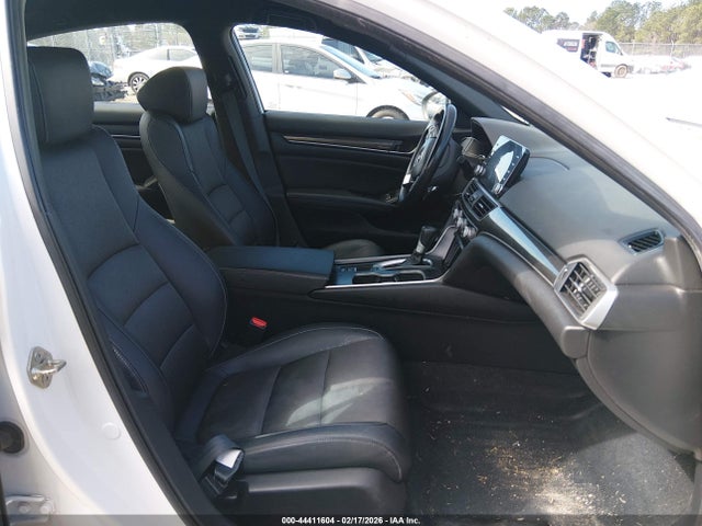 1HGCV1F35KA107078 Honda Accord Sport