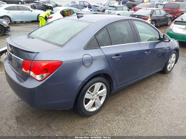 1G1P75SZ5E7221300 Chevrolet Cruze Diesel