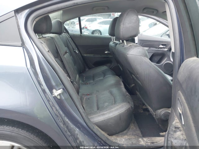 1G1P75SZ5E7221300 Chevrolet Cruze Diesel