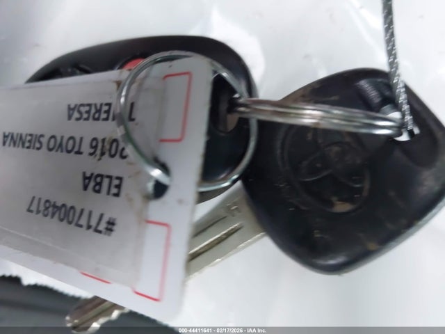 Toyota Sienna Le 8 Passenger 2016 5TDKK3DC5GS695575 Image 11
