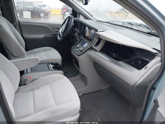 Toyota Sienna Le 8 Passenger 2016 5TDKK3DC5GS695575 Image 5