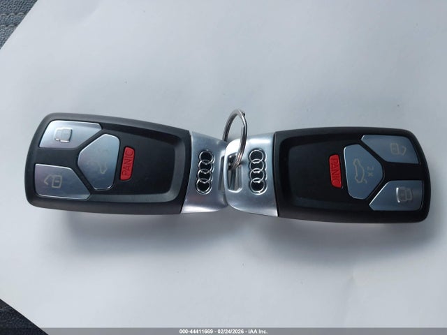 Продажа на аукционе авто 2021 Audi Q5 Premium 45 Tfsi Quattro S Tronic, vin: WA1AAAFY3M2004472, номер лота: 44411669
