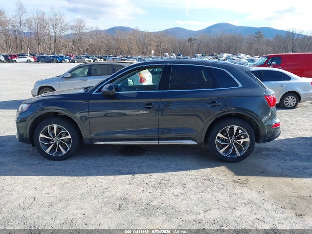 Продажа на аукционе авто 2021 Audi Q5 Premium 45 Tfsi Quattro S Tronic, vin: WA1AAAFY3M2004472, номер лота: 44411669